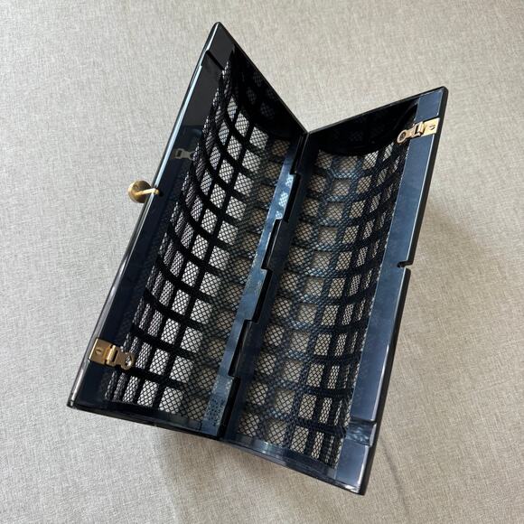 Cult Gaia Alana Shoulder Bag NEW Black Swirl Glossy Acrylic Windowpane Screened - Picture 7 of 8